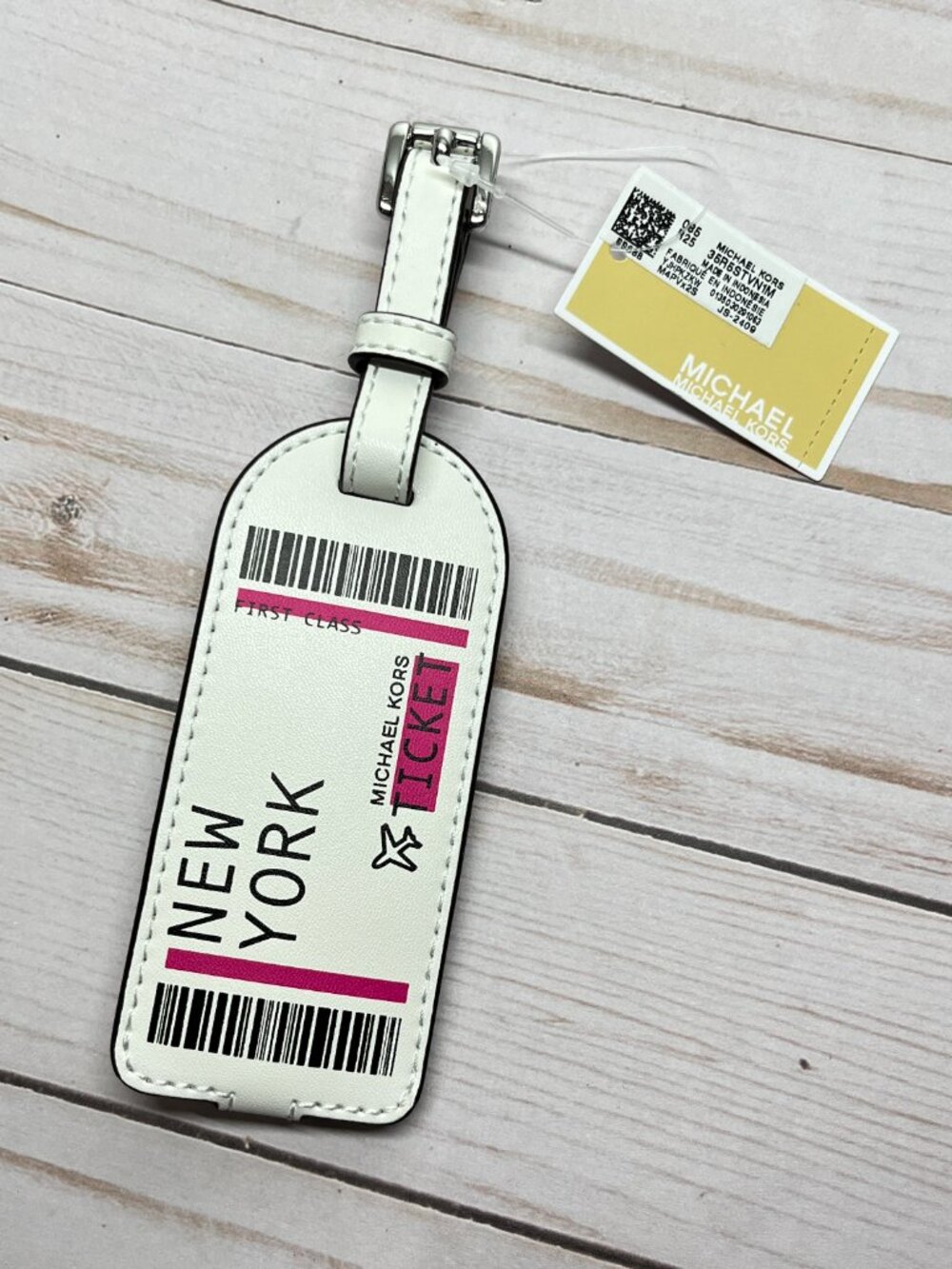 MICHAEL KORS Jet Set Travel Luggage Tag (White)